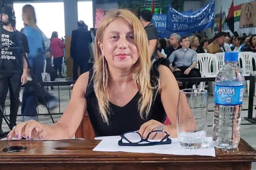 Alejandra Ruiz, del bloque libertario.