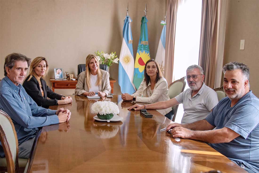 Encuentro en la Municipalidad de Cañuelas.