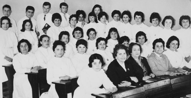 Egresados de la Escuela Estrada, 1960. Archivo InfoCañuelas.