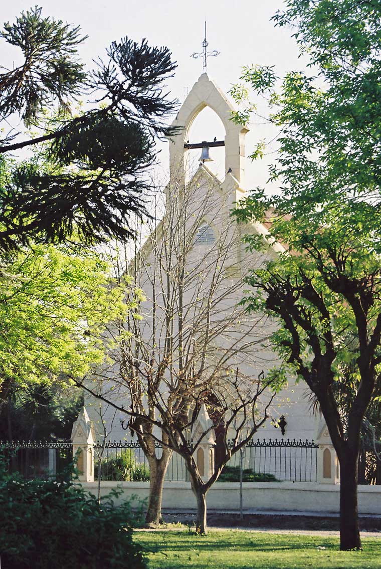 La plaza Centenario sembrada con variedad de especies. Foto Germán Hergenrether / Archivo InfoCañuelas.