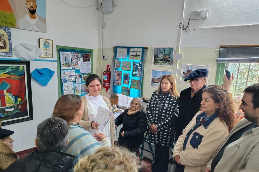 Autoridades educativas acompañaron la apertura.