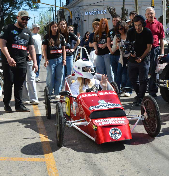 Marisa Fassi al volante. Foto: Jorge Meji.